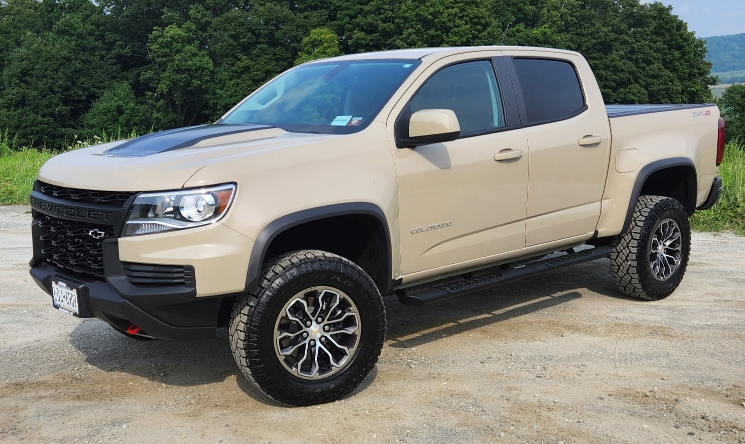 2022 Chevy Colorado ZR2, Tan