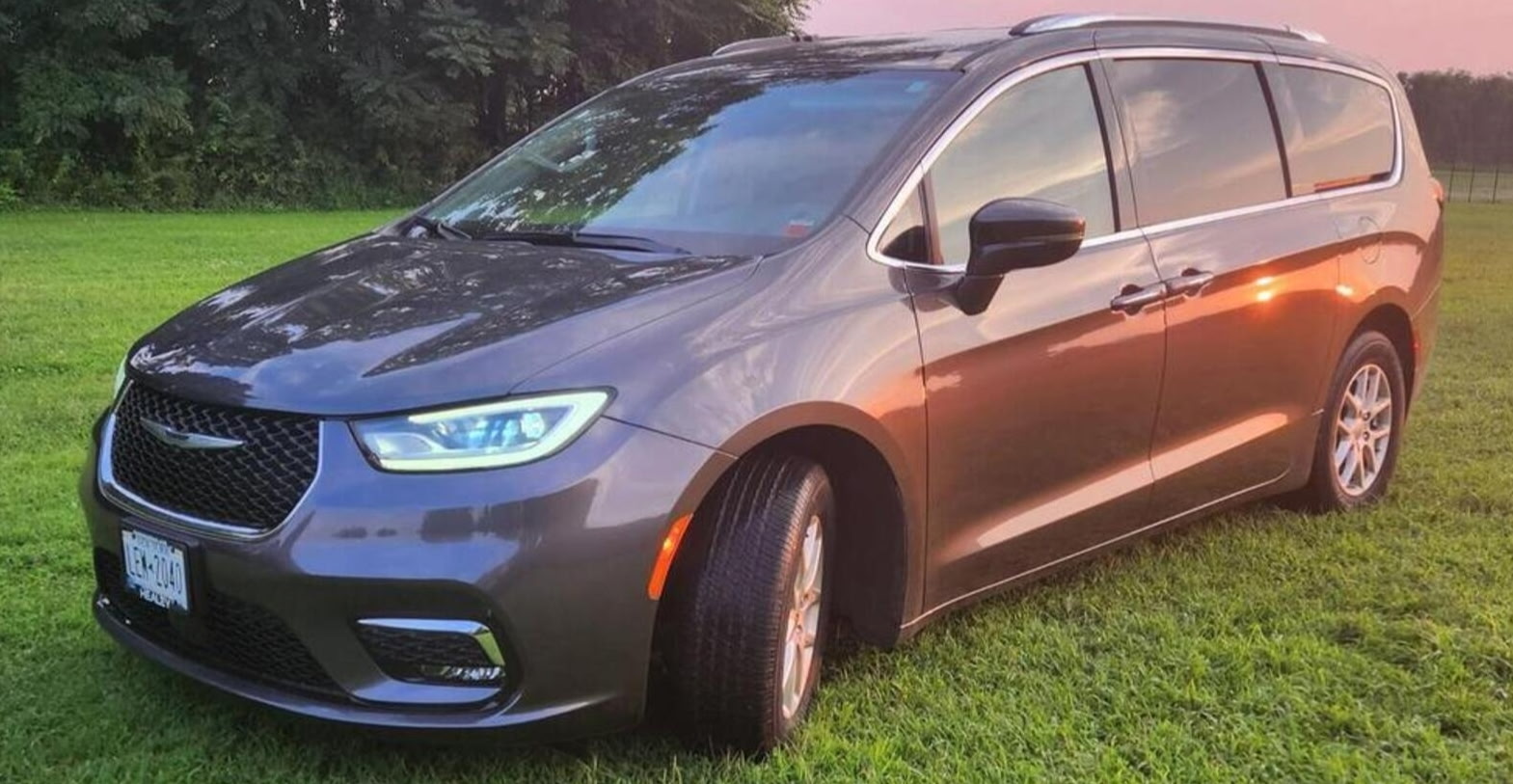 2021 Chrysler Pacifica, Black
